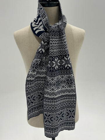 Snowflake Knit Scarf